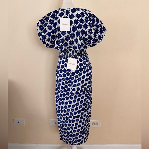 DIANE VON FURSTENBERG
Lucy Top and Pencil Skirt in Daisy Dots Large True Blue - Picture 2 of 12